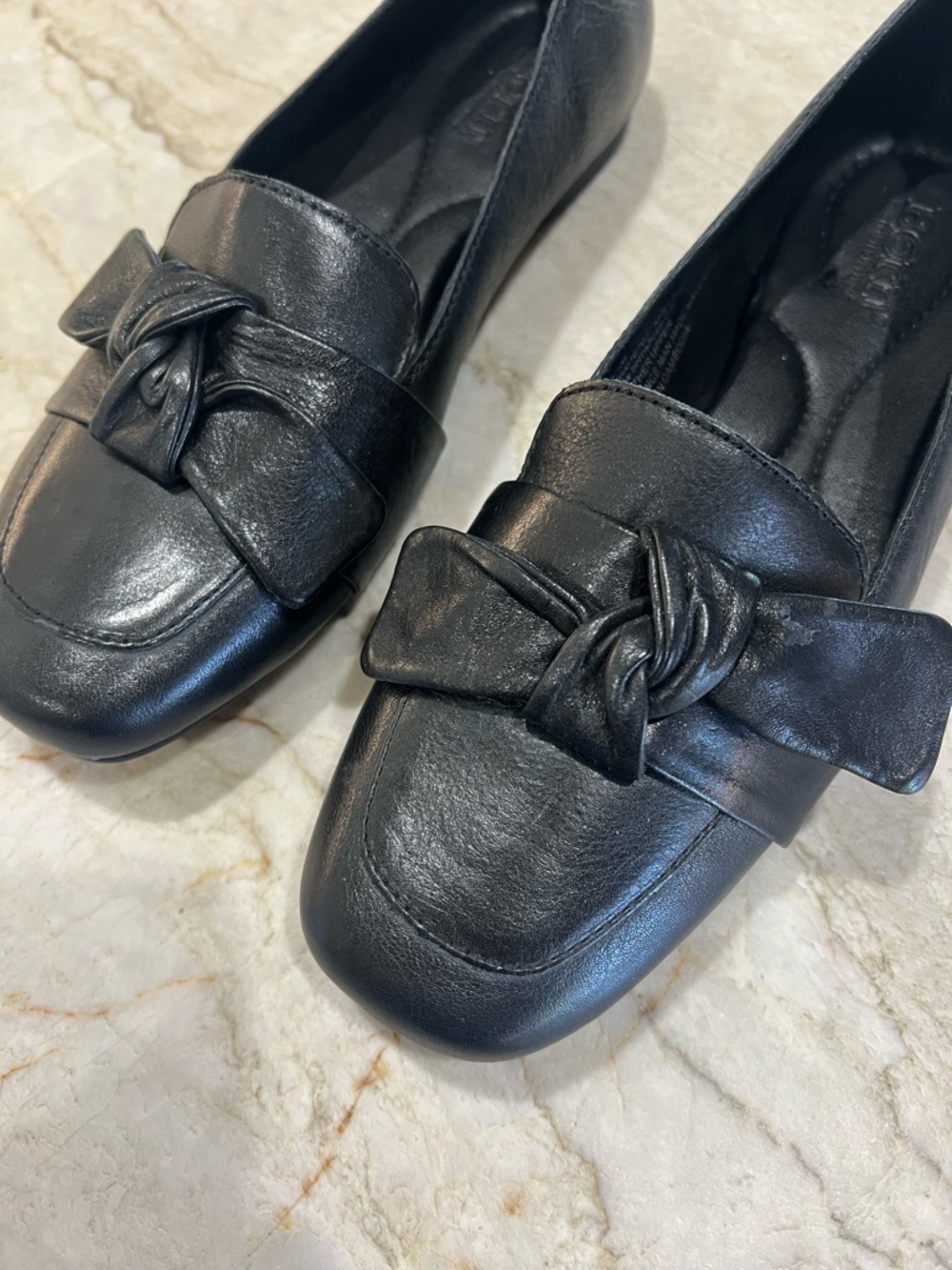 Børn Women’s Black Leather Bow Loafers Flats | Size 8.5 - Picture 4 of 10